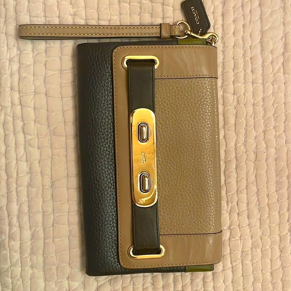 Coach wristlet clutch/wallet